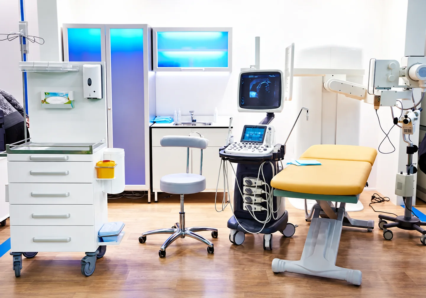Ultrasound equipment in a medical examination room